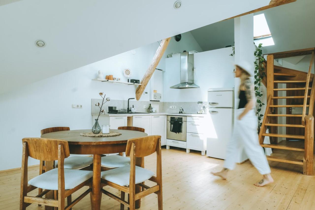 White Loft In The Riga City Center Extérieur photo
